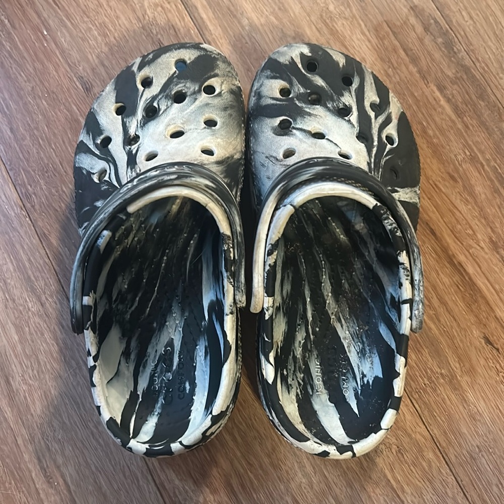 Crocs